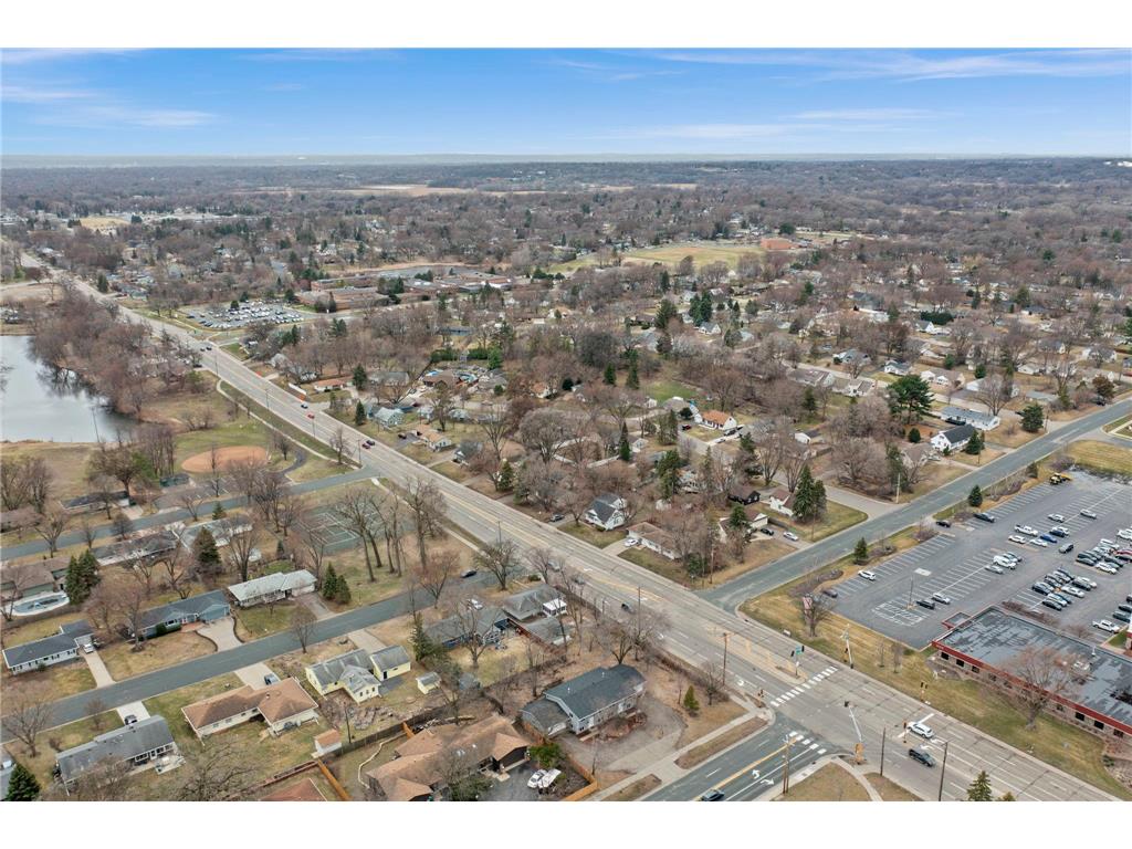 2221-2223 W 82nd Street Bloomington MN 55431 7077830 image3