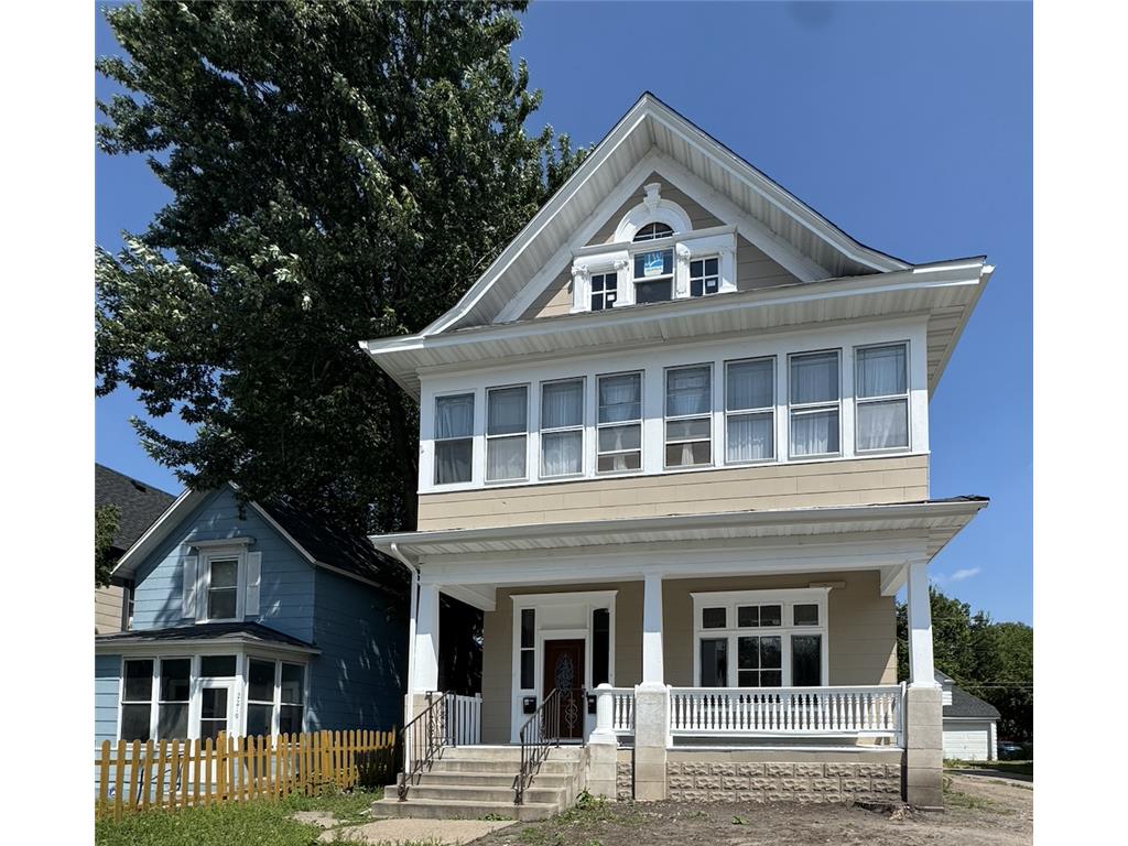 2221 Bloomington Avenue Minneapolis MN 55404 7032393 image1