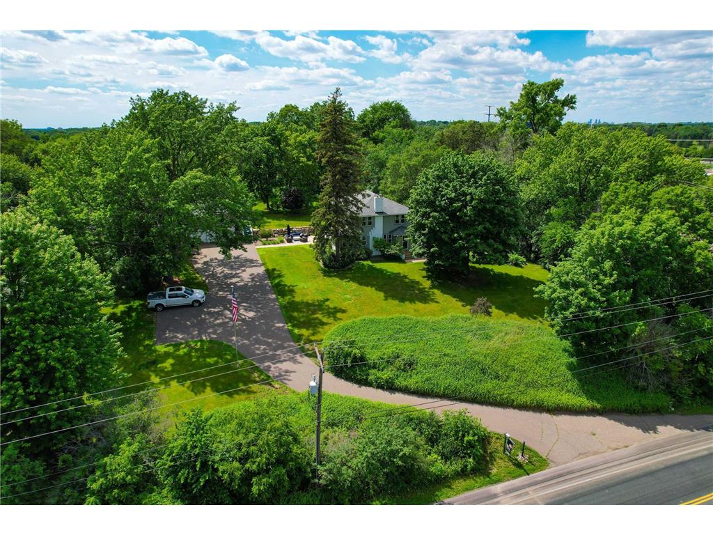 2221 Dodd Road, Mendota Heights, MN, 55120 MLS 6476454 Edina Realty