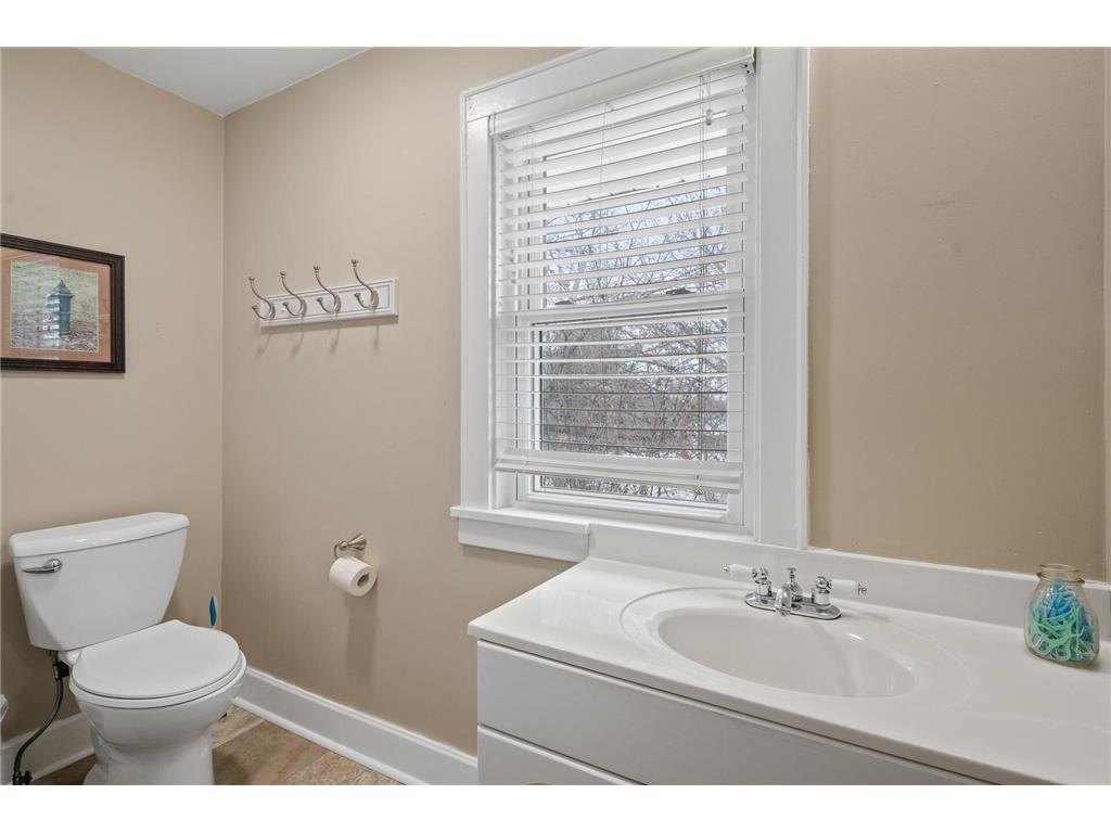 2221 Dodd Road, Mendota Heights, MN, 55120 MLS 6476454 Edina Realty