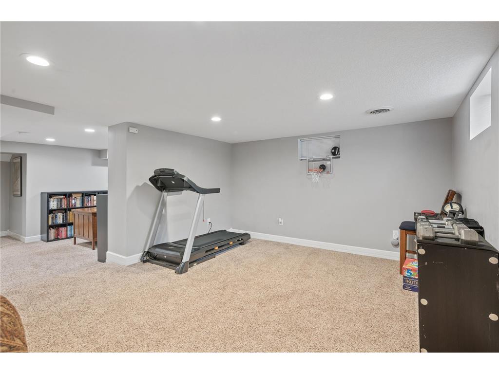 2221 Dodd Road, Mendota Heights, MN, 55120 MLS 6476454 Edina Realty