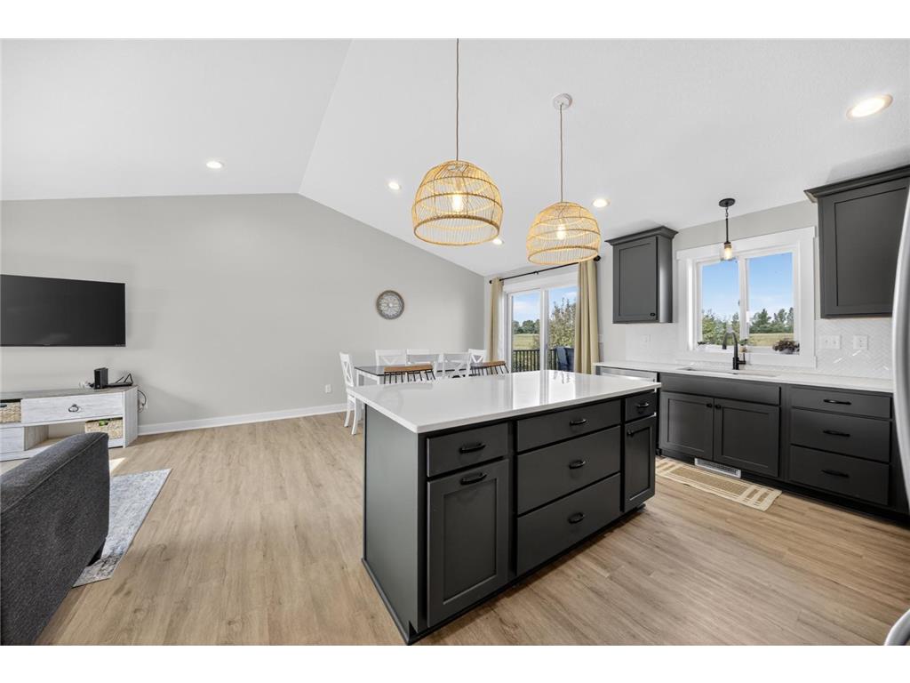 2221 Petersen Drive NW Stewartville MN 55976 6819551 image10