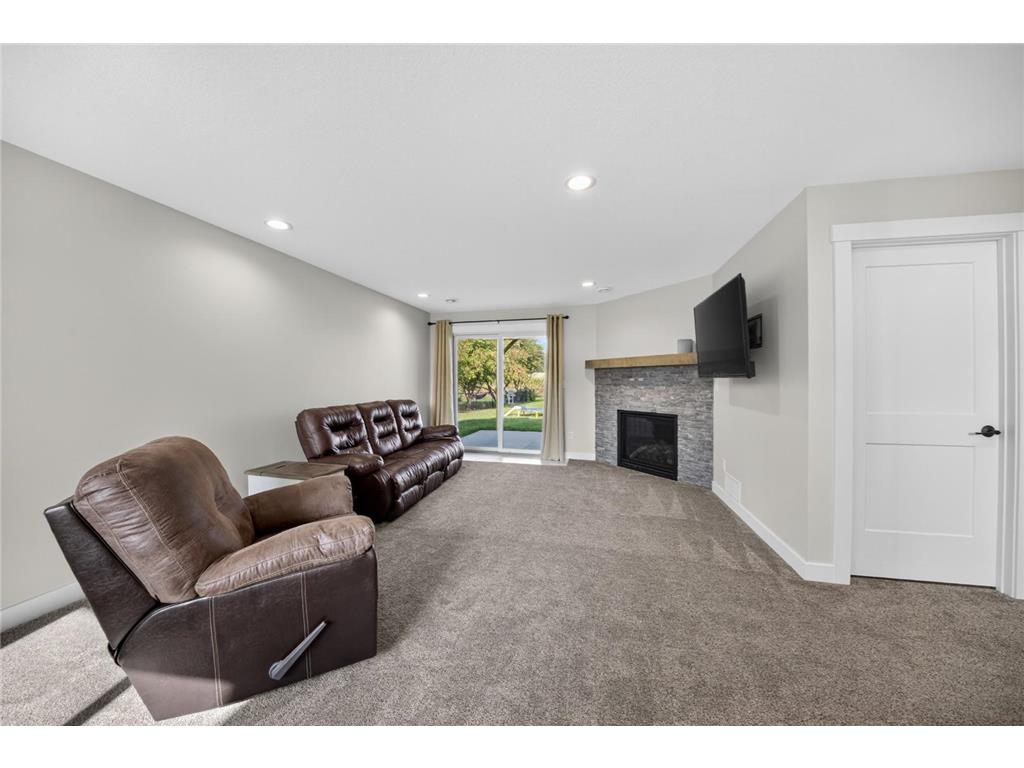 2221 Petersen Drive NW Stewartville MN 55976 6819551 image18