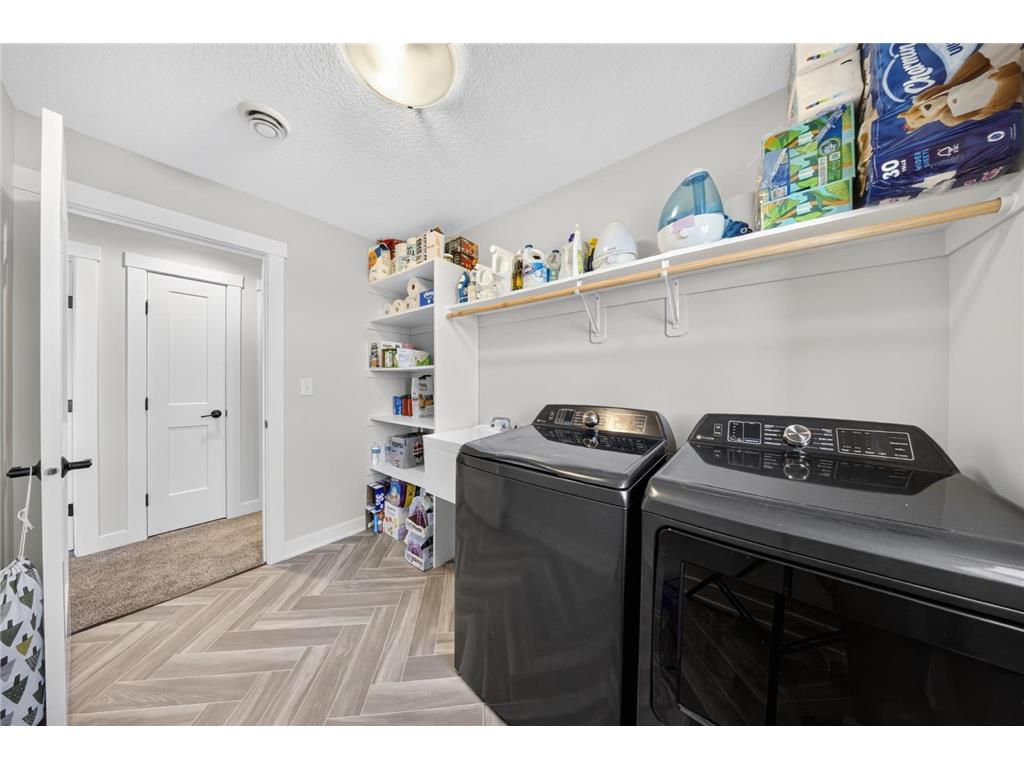 2221 Petersen Drive NW Stewartville MN 55976 6819551 image24