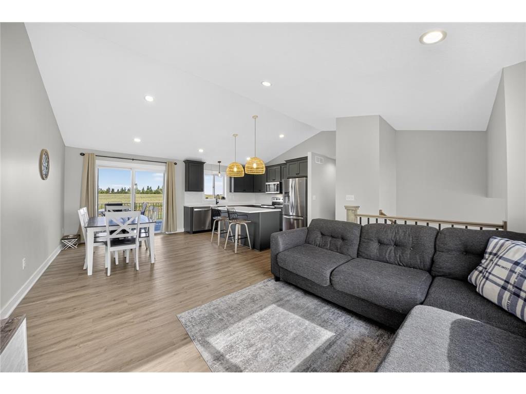 2221 Petersen Drive NW Stewartville MN 55976 6819551 image4