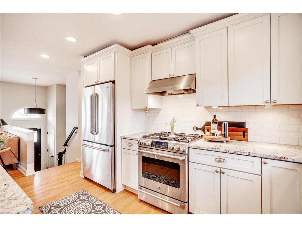 2221 Quebec Drive Saint Louis Park MN 55426 7044194 image4