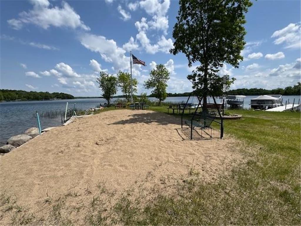 2221 Reubens #20 Lane SW Farwell MN 56327 - Lobster Lake 7095027 image16