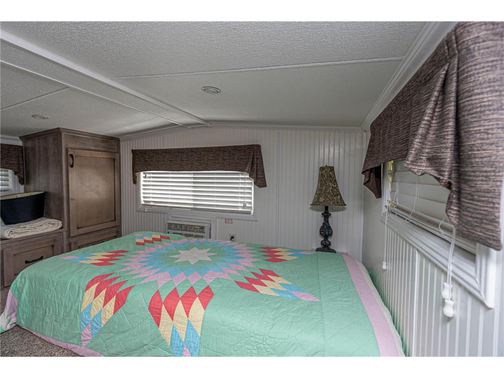 2221 Reubens Lane SW Farwell MN 56327 - Lobster Lake 7085395 image17