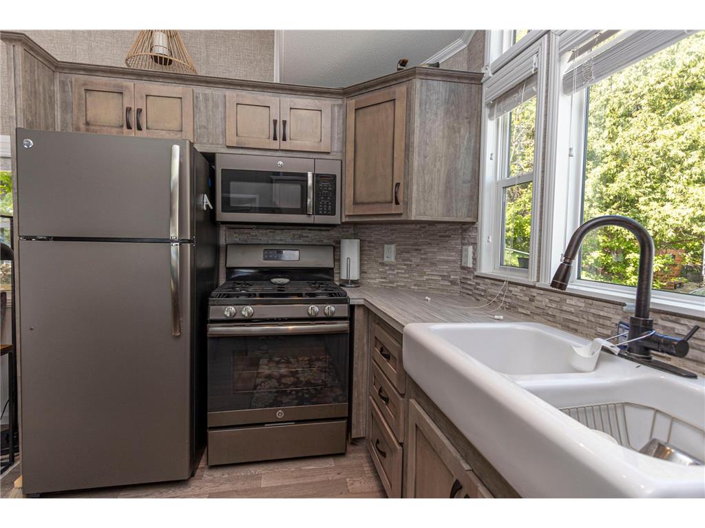 2221 Reubens Lane SW Farwell MN 56327 - Lobster Lake 7085395 image8