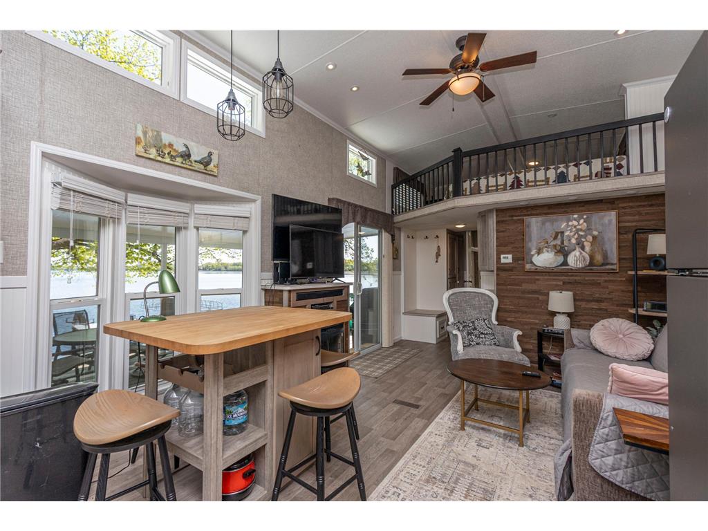 2221 Reubens Lane SW Farwell MN 56327 - Lobster Lake 7085395 image9