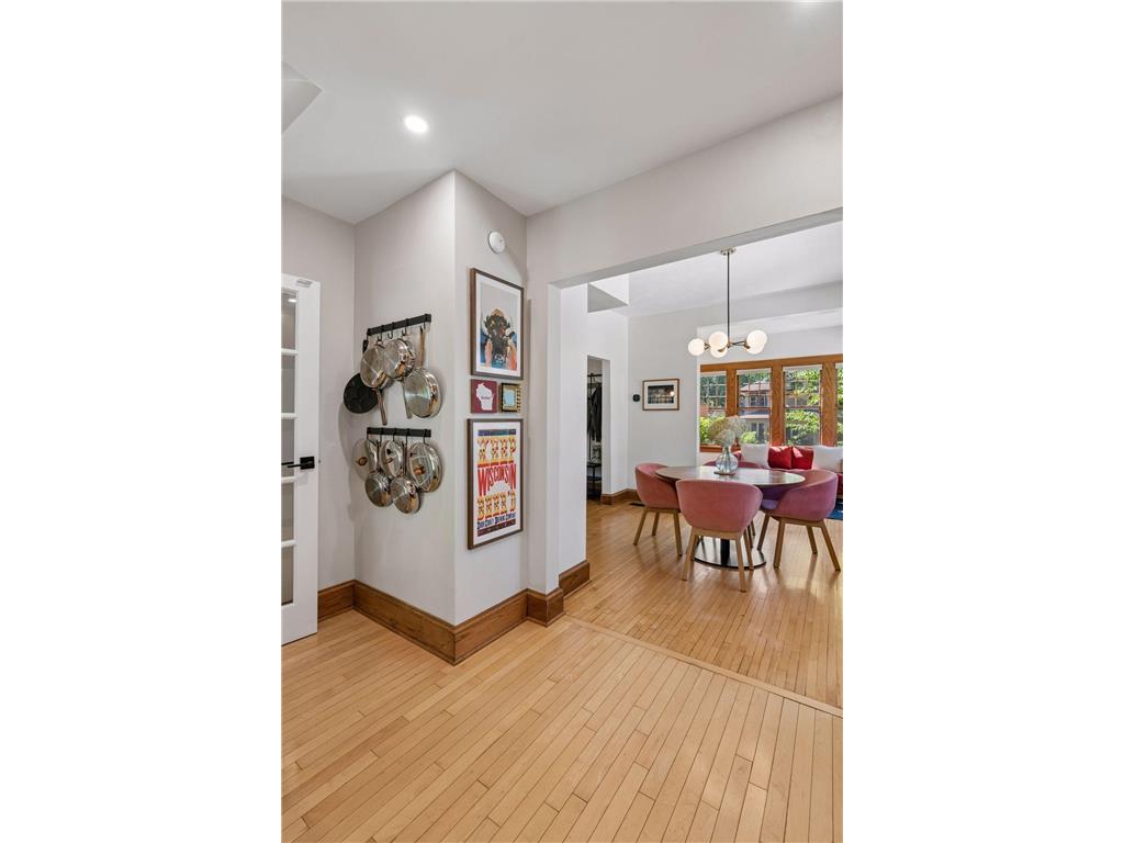 2221 Selby Avenue Saint Paul MN 55104 7106138 image11