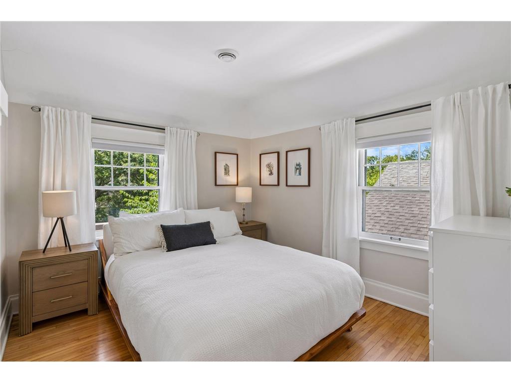 2221 Selby Avenue Saint Paul MN 55104 7106138 image15