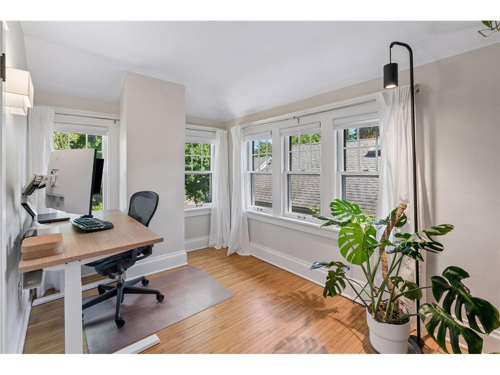 2221 Selby Avenue Saint Paul MN 55104 7106138 image17
