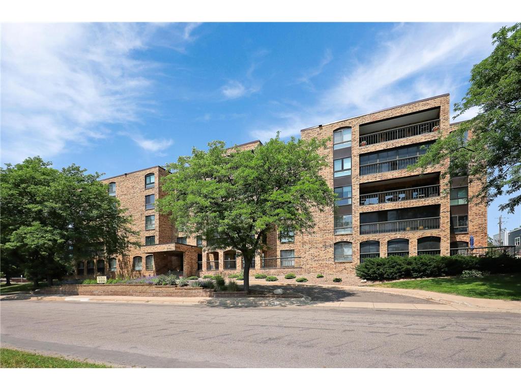 2221 Youngman Avenue #204 Saint Paul MN 55116 6387841 image1