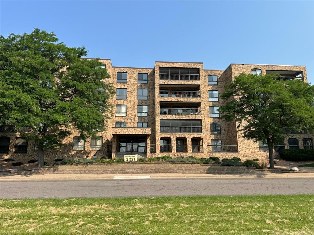 2221 Youngman Avenue #503 Saint Paul MN 55116 6756636 image1