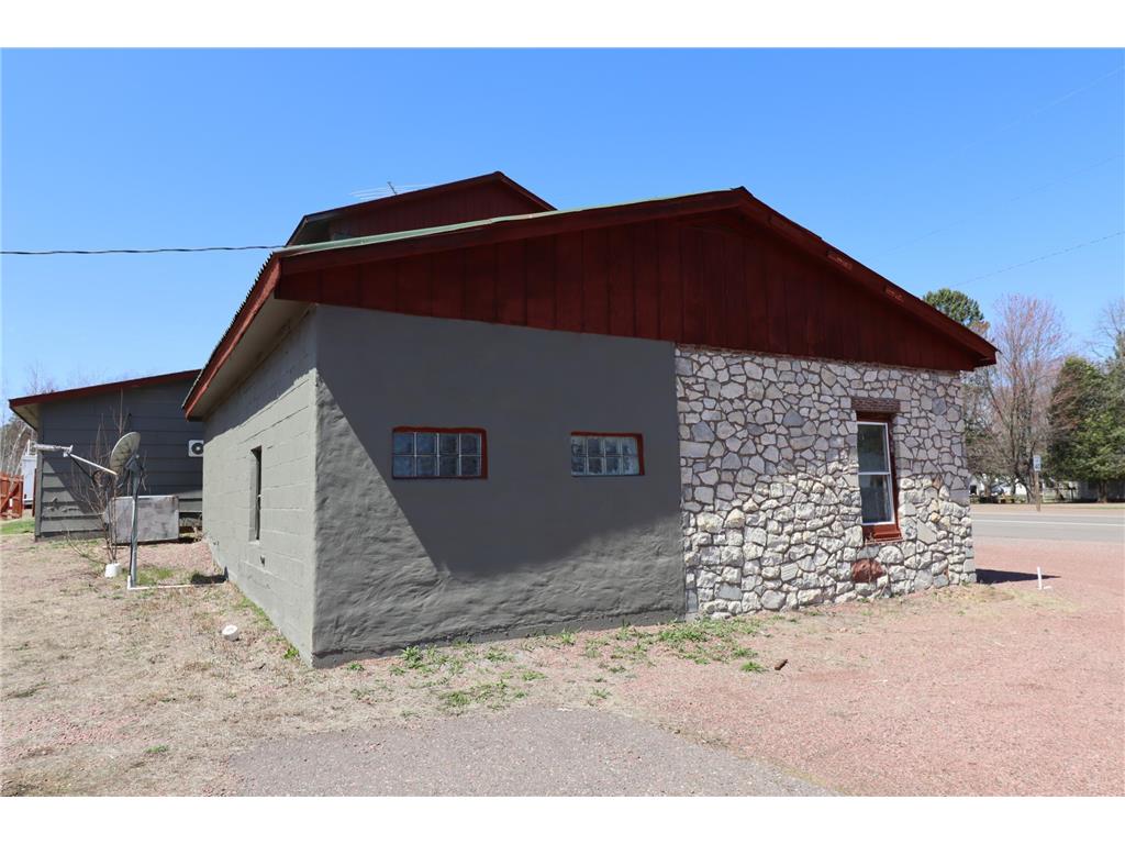 22211 US Highway 63 Grand View WI 54839 7034947 image15