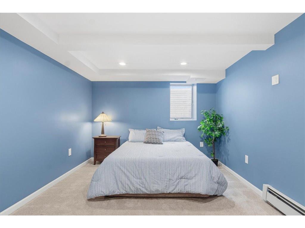 2222 Draper Avenue Roseville MN 55113 7059386 image31