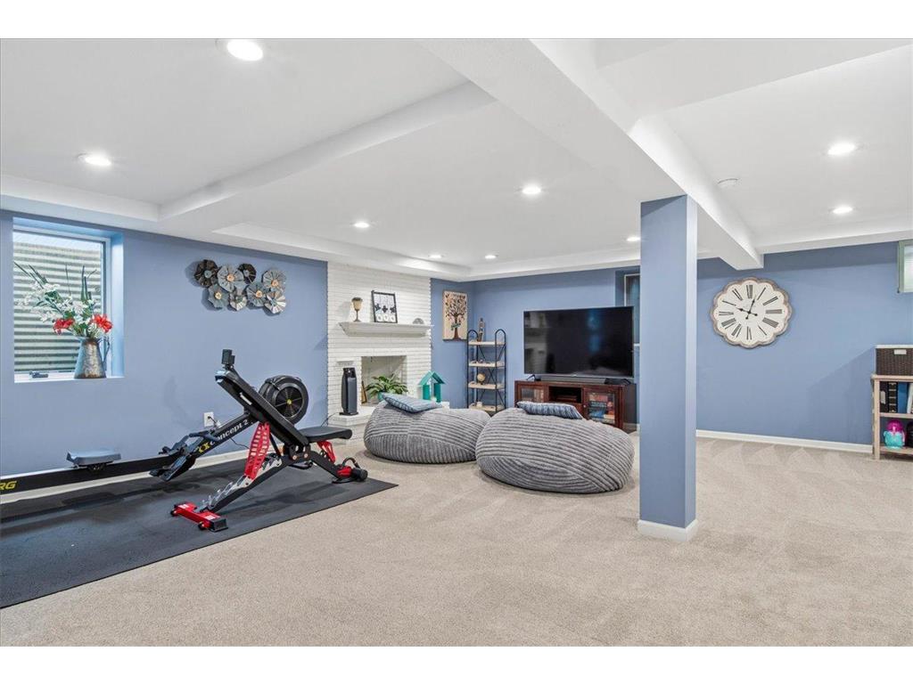 2222 Draper Avenue Roseville MN 55113 7059386 image35