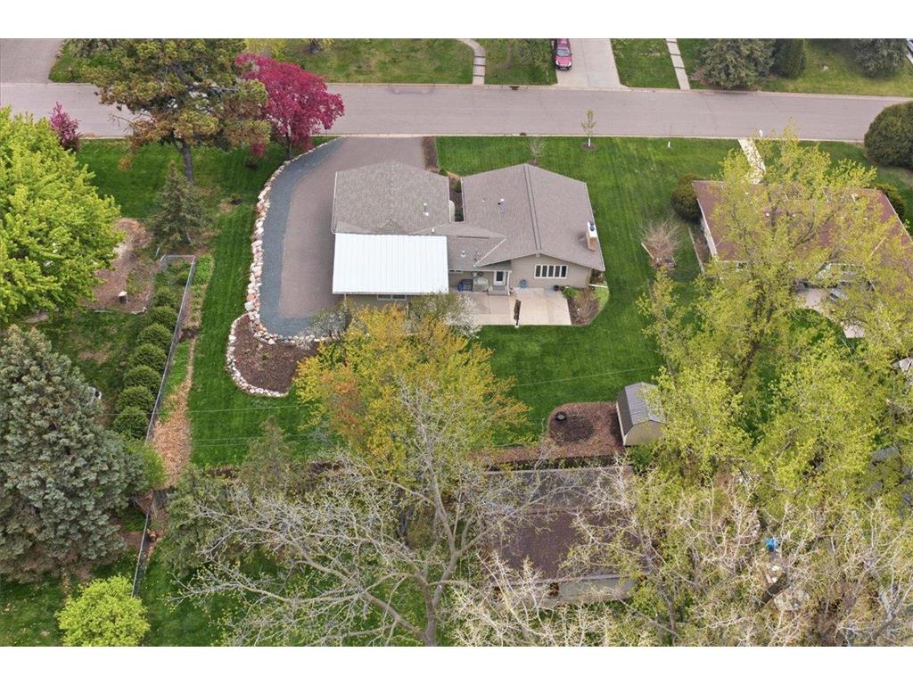 2222 Draper Avenue Roseville MN 55113 7059386 image57