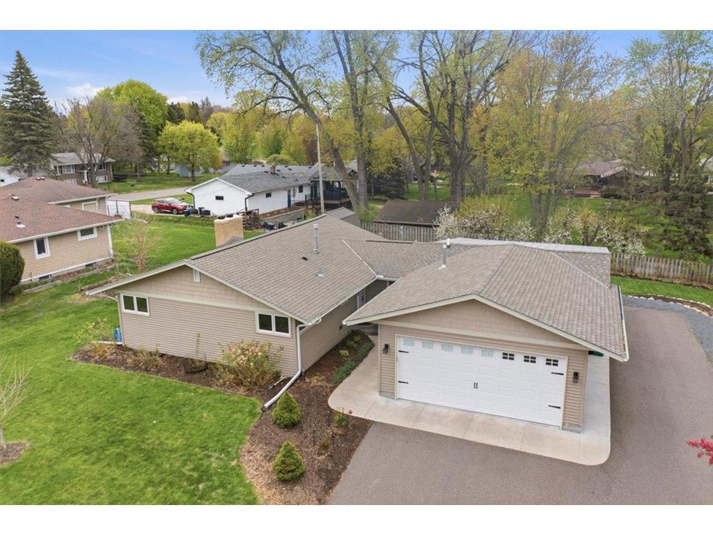 2222 Draper Avenue Roseville MN 55113 7059386 image61