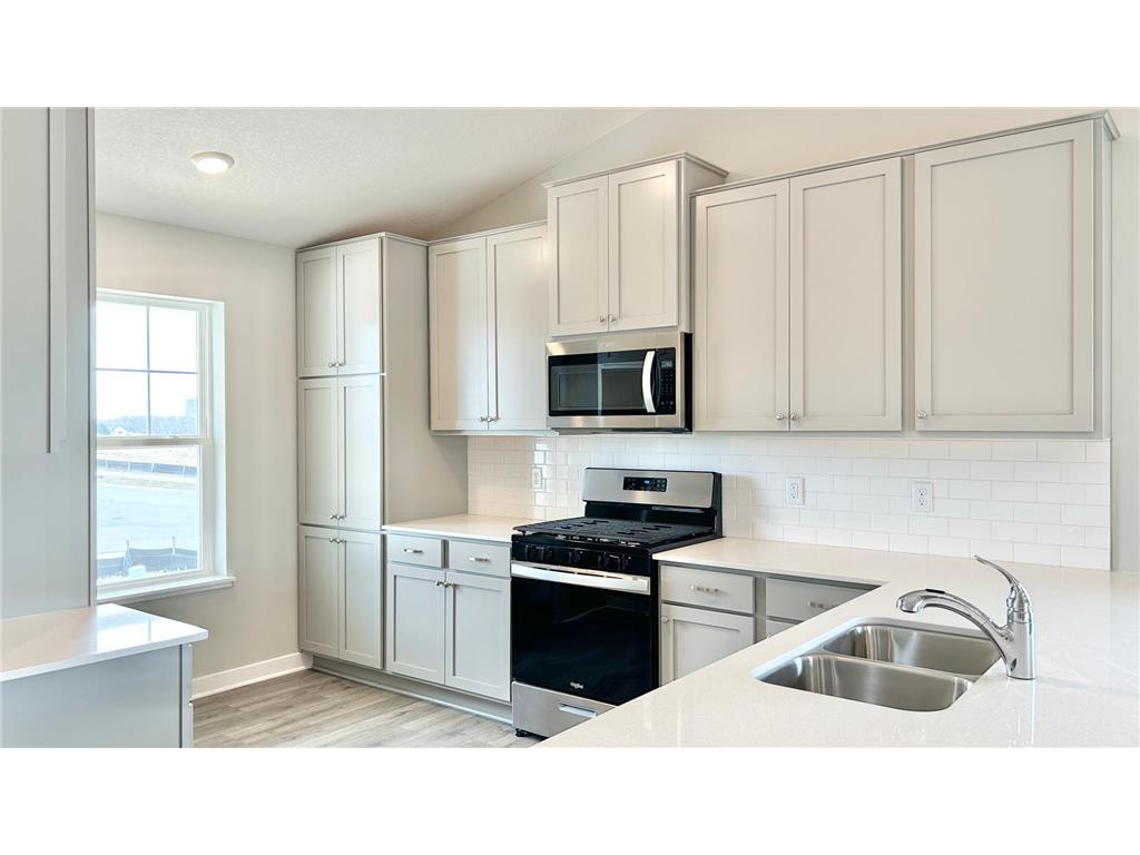 2223 LaTour Drive Shakopee MN 55379 7015865 image1