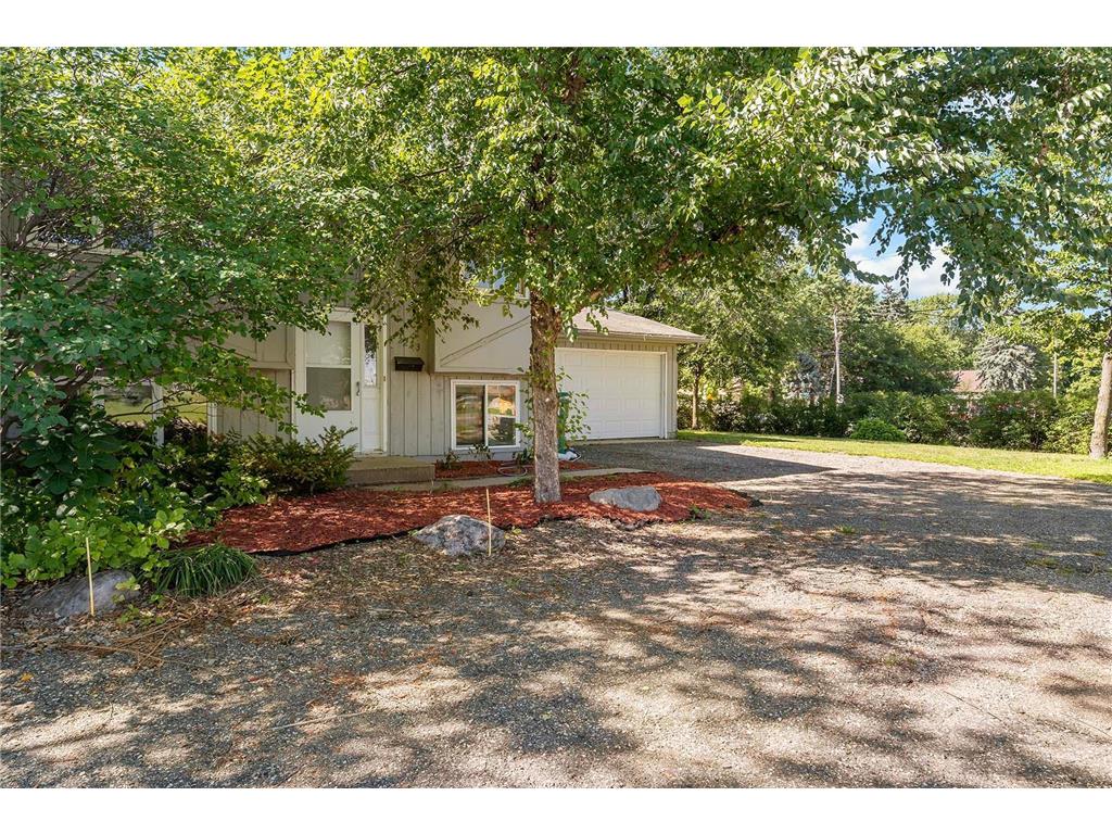 2223 W 82nd Street Bloomington MN 55431 6386346 image1