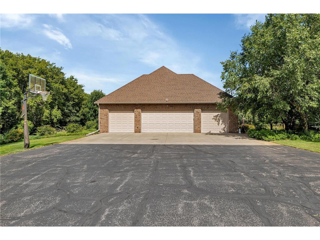 22235 Ridgeview Drive Saint Augusta MN 56301 6787276 image4