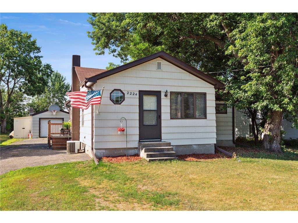 2224 County Road E E, White Bear Lake, MN, 55110 MLS 6238310 Edina