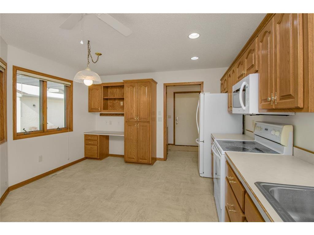 2224 Pinewood Drive Shakopee MN 55379 7027192 image10