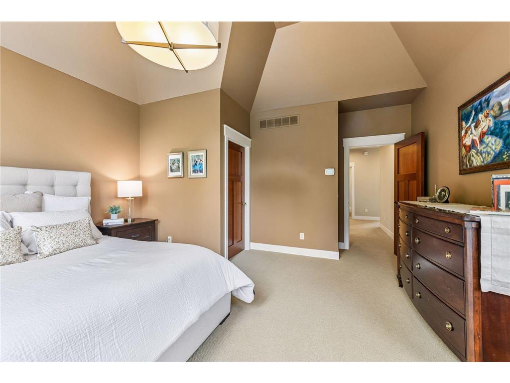 2224 Portico Green Minnetonka MN 55391 7070869 image42