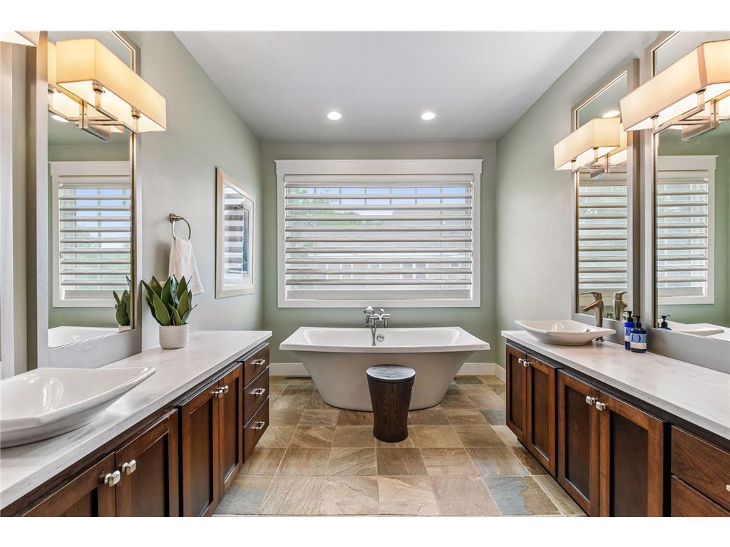 2224 Portico Green Minnetonka MN 55391 7070869 image35