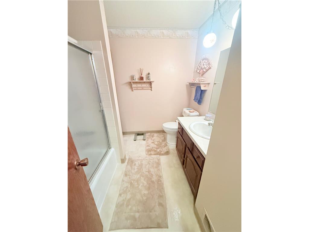 2224 Tower Court Woodbury MN 55125 7101803 image14