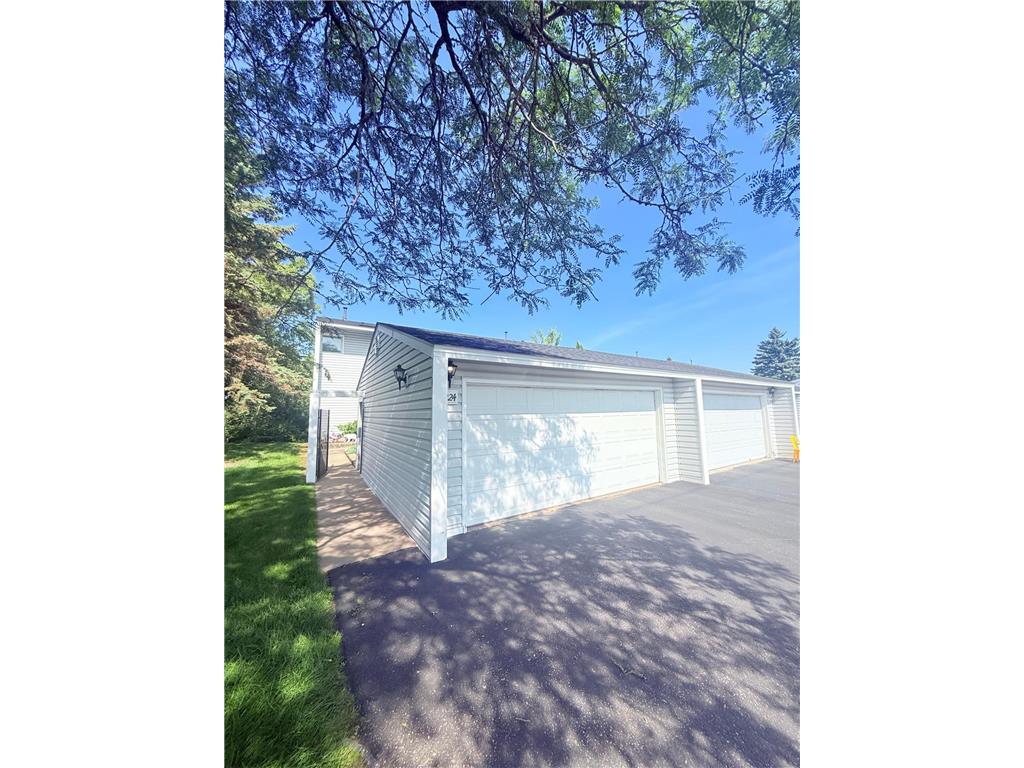 2224 Tower Court Woodbury MN 55125 7101803 image22