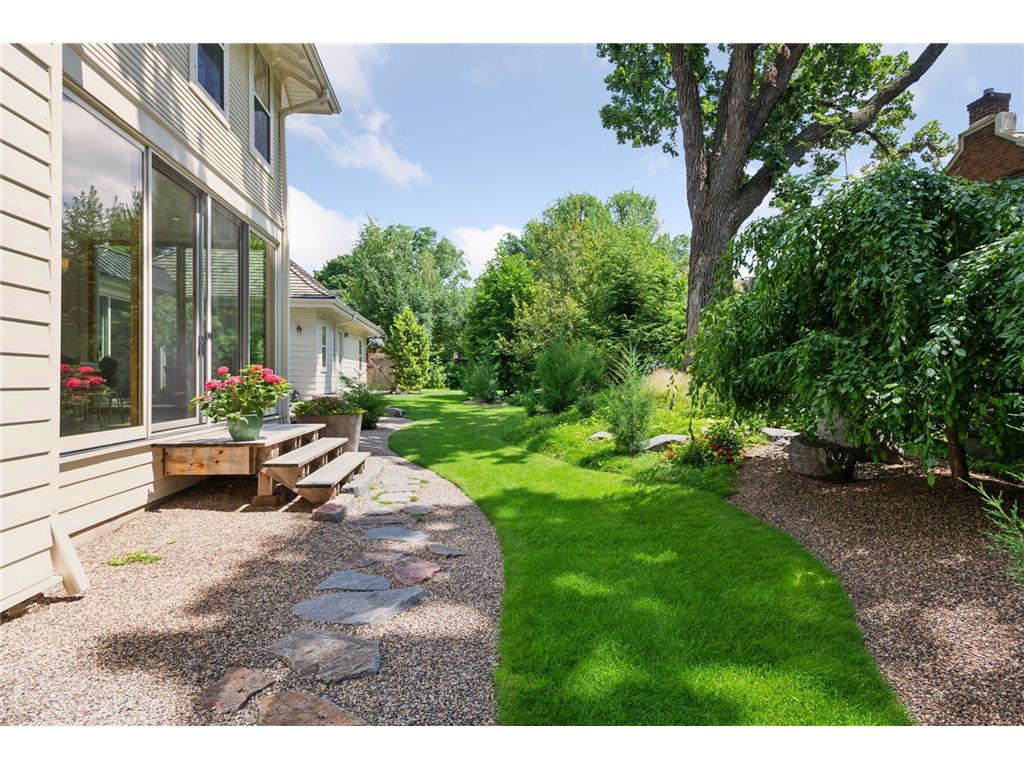 2225 E Lake Of The Isles Parkway Minneapolis MN 55405 - Lake of the Isles 6759935 image85