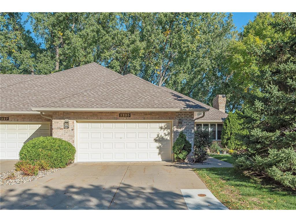2225 Ferris Lane Roseville MN 55113 6387852 image1
