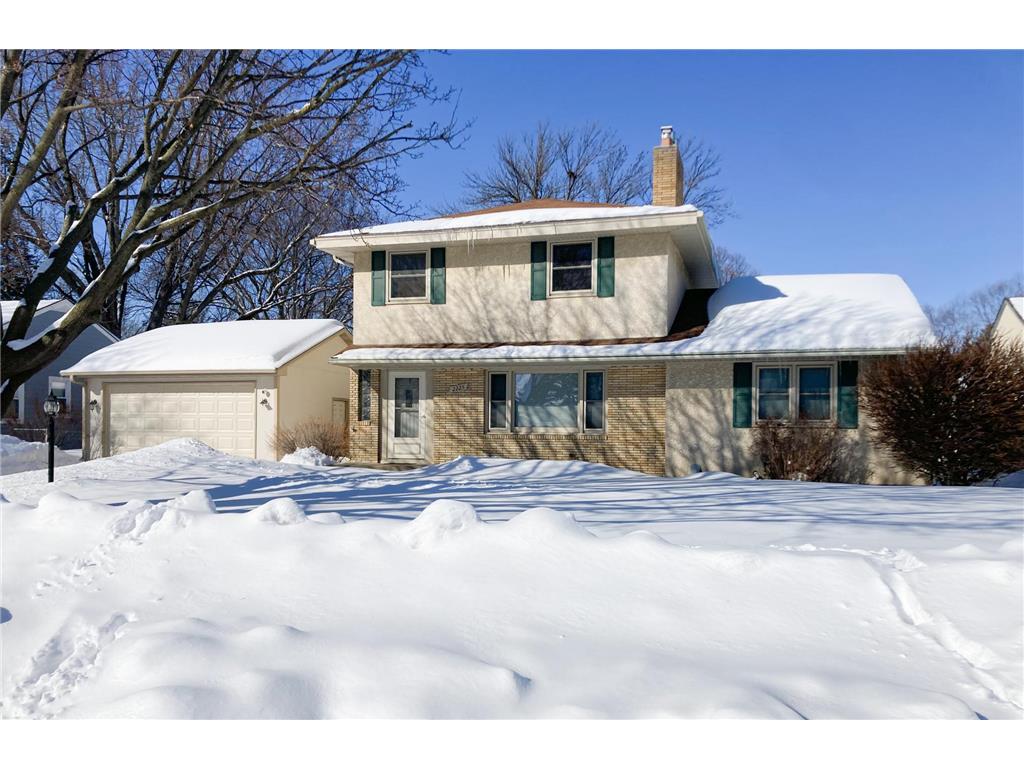 2225 Merrill Street Roseville MN 55113 6340303 image1