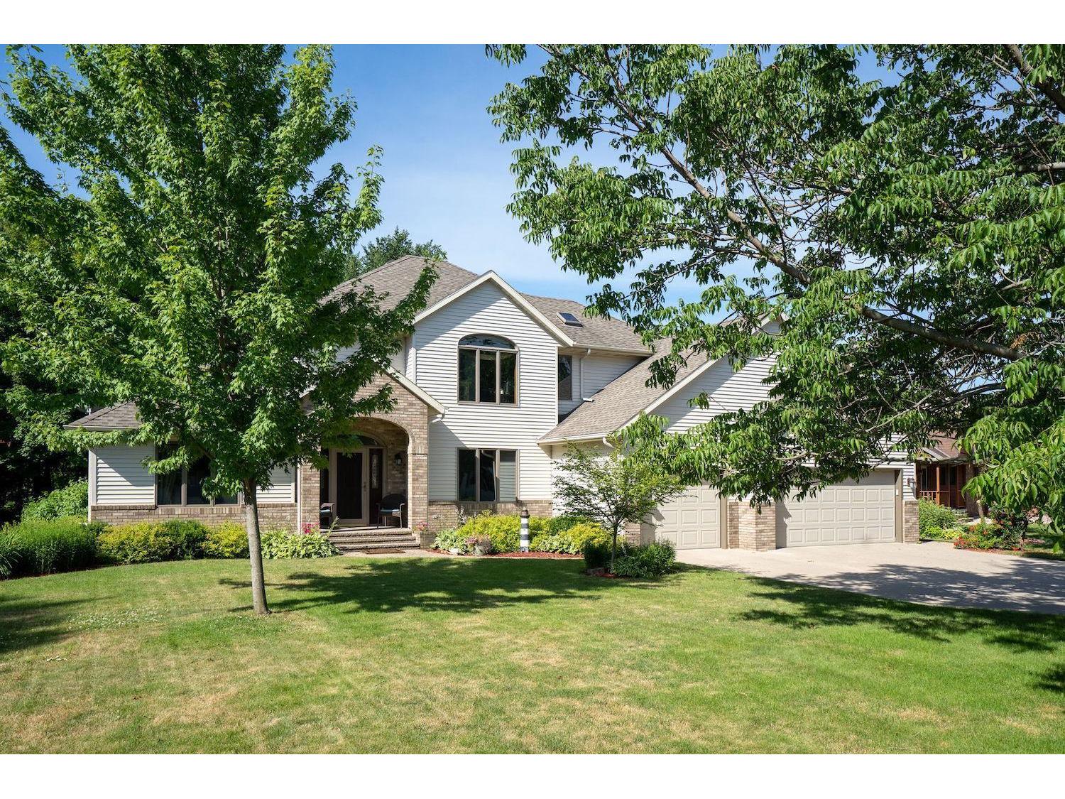 2225 Northridge Drive, North Mankato, MN 56003 MLS 5732355 Edina