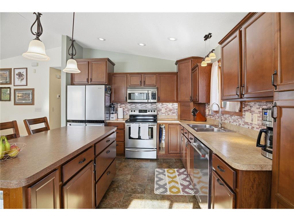 2225 Old Post Road Independence MN 55359 7011798 image15