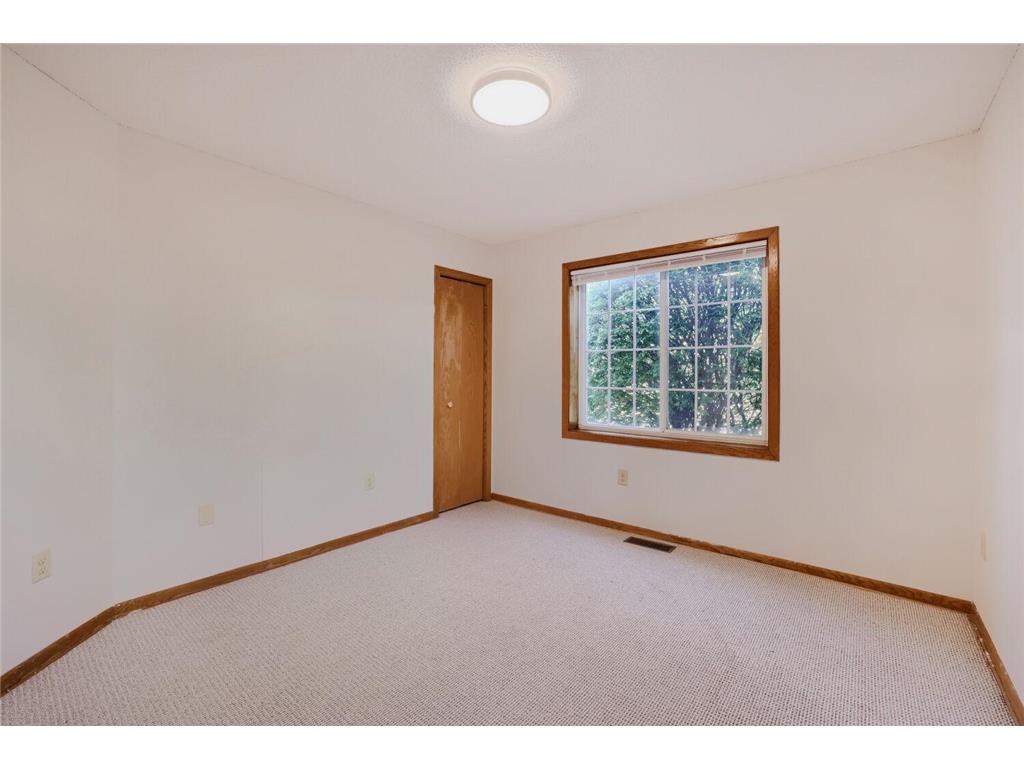 2225 Ranchview Lane N #7 Plymouth MN 55447 7075942 image14