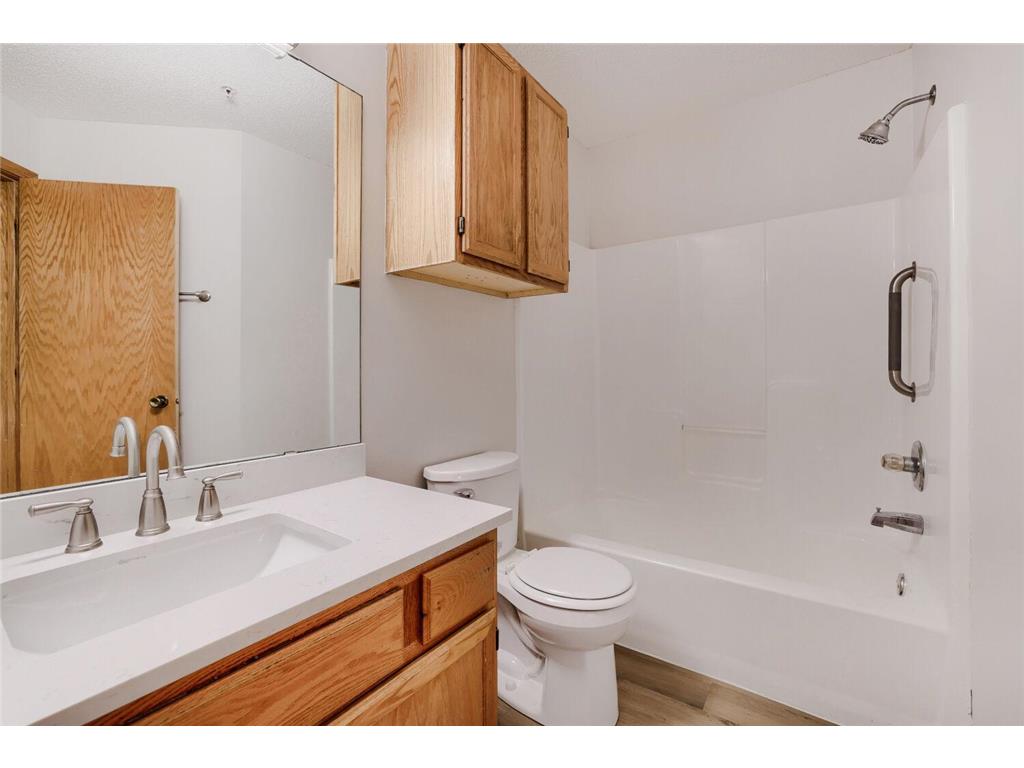 2225 Ranchview Lane N #7 Plymouth MN 55447 7075942 image18