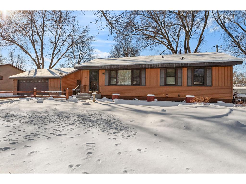 2225 Yellowstone Trail Brooklyn Park MN 55444 6505413 image1
