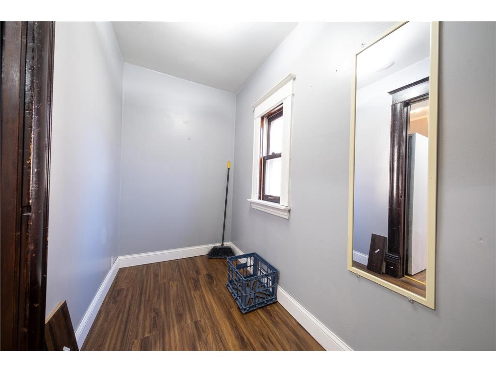 2226 Bryant Avenue N Minneapolis MN 55411 6818910 image12