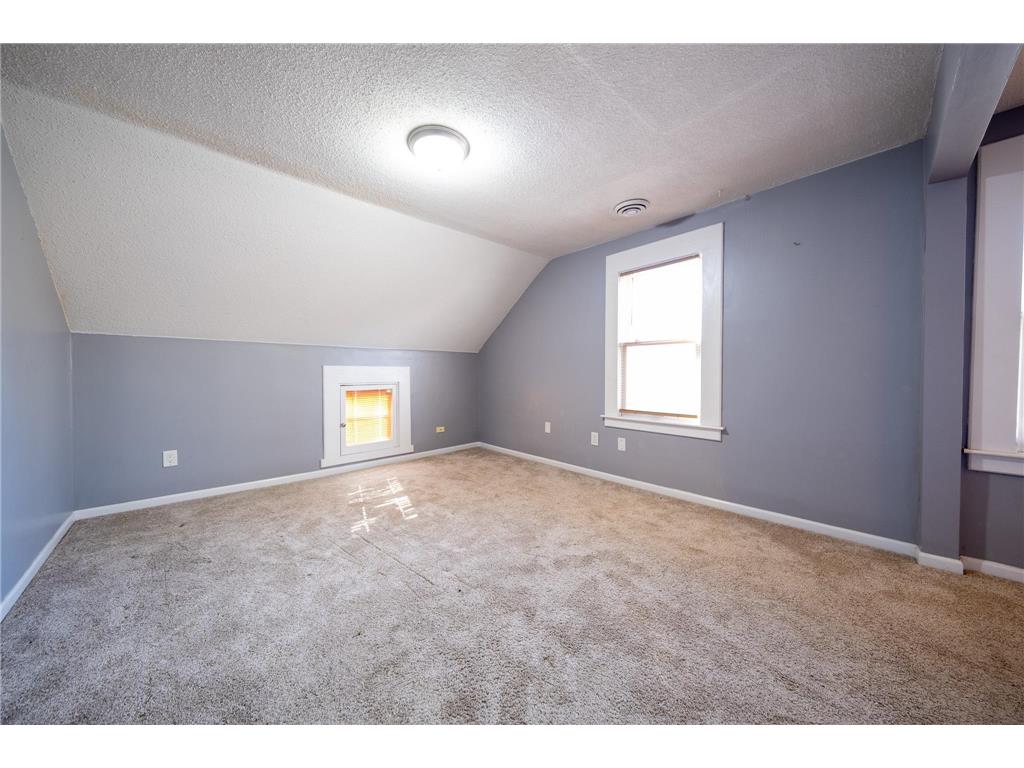 2226 Bryant Avenue N Minneapolis MN 55411 6818910 image13