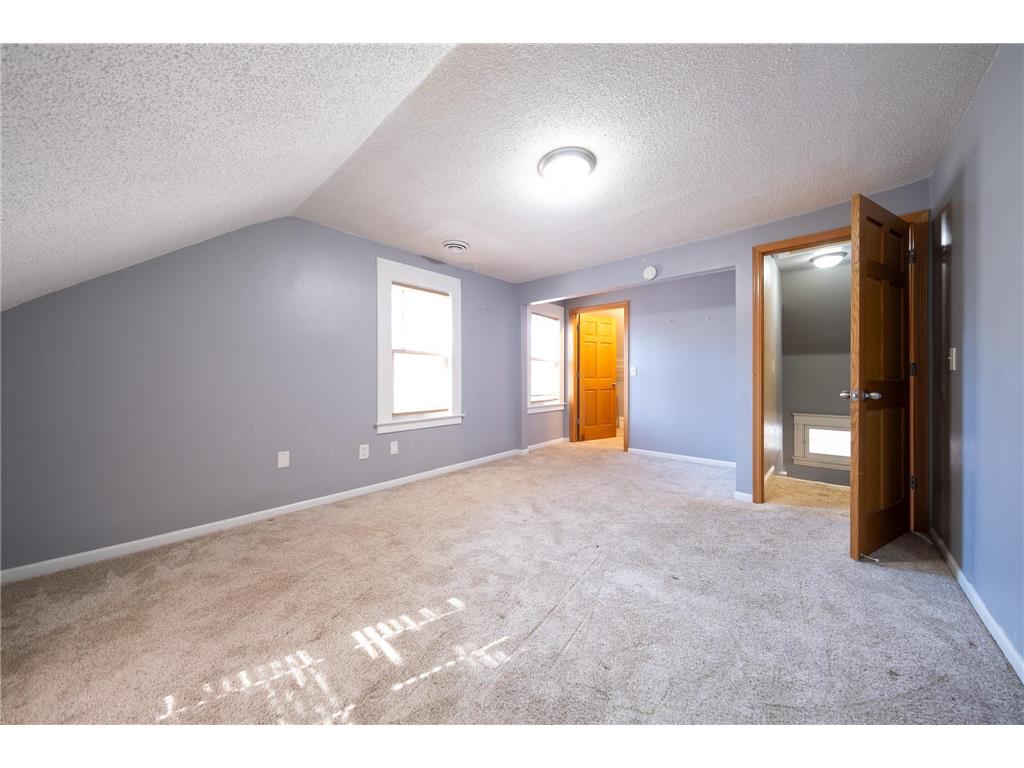 2226 Bryant Avenue N Minneapolis MN 55411 6818910 image15