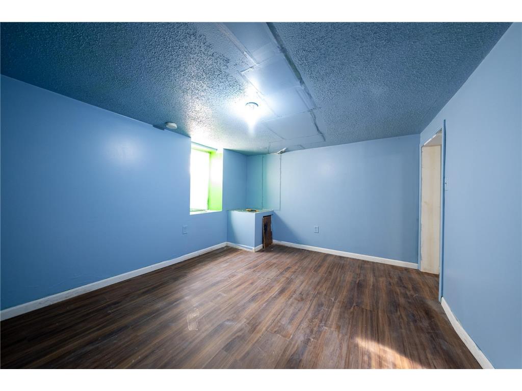 2226 Bryant Avenue N Minneapolis MN 55411 6818910 image23