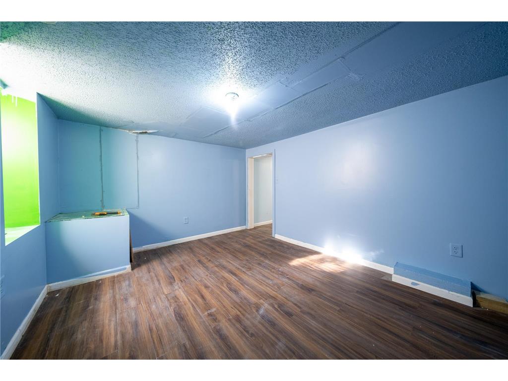 2226 Bryant Avenue N Minneapolis MN 55411 6818910 image24