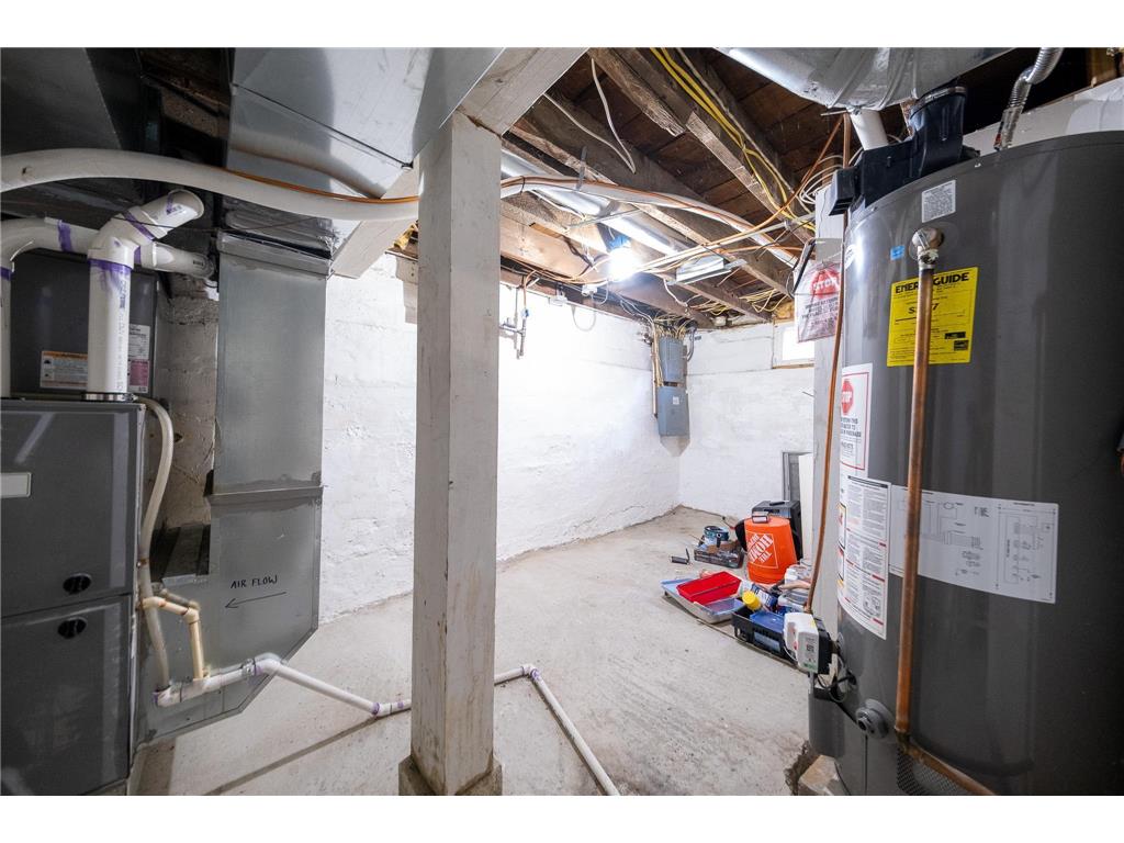 2226 Bryant Avenue N Minneapolis MN 55411 6818910 image28