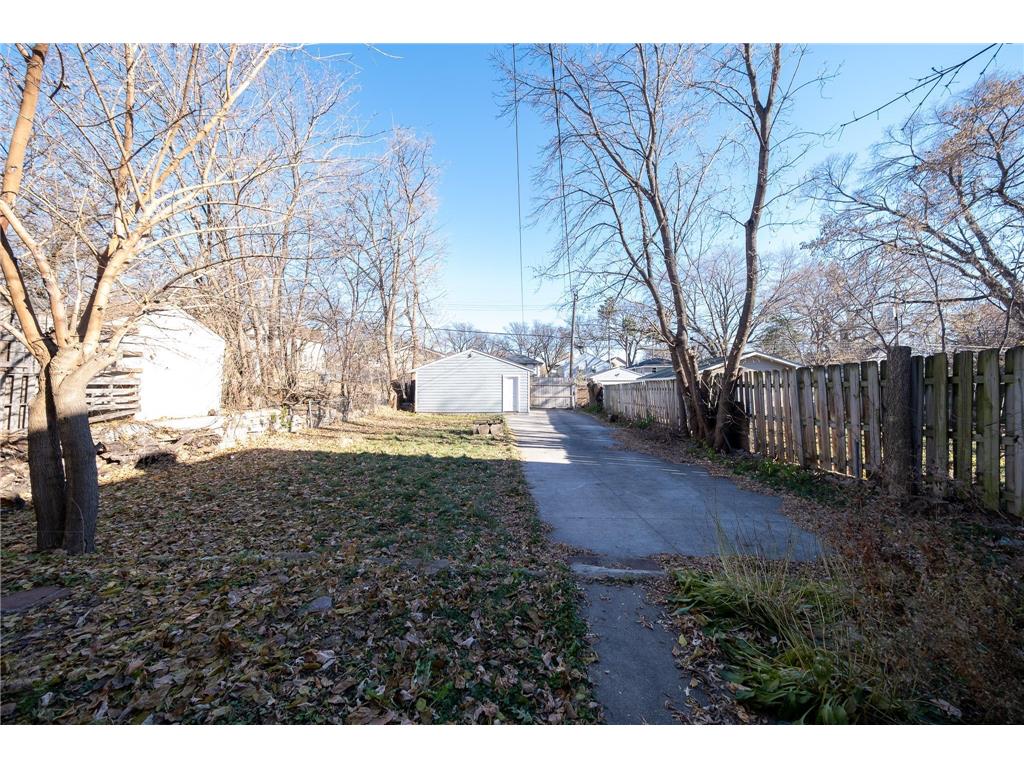 2226 Bryant Avenue N Minneapolis MN 55411 6818910 image29