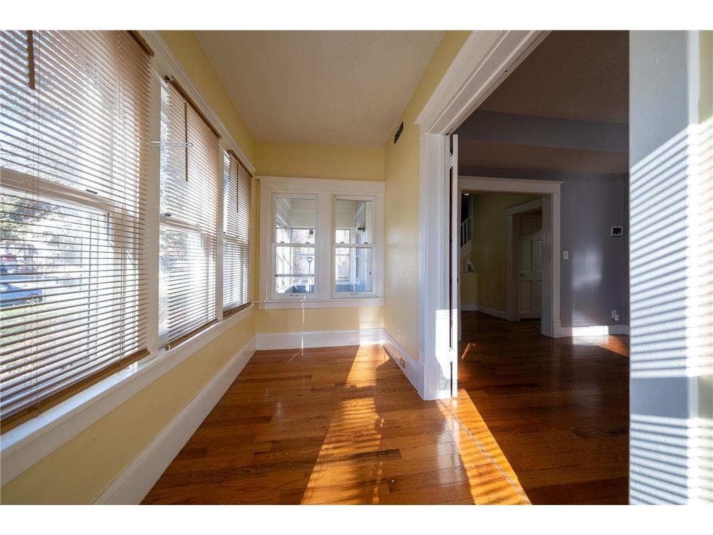 2226 Bryant Avenue N Minneapolis MN 55411 6818910 image3