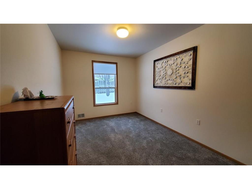 2226 Lower Afton Road E Saint Paul MN 55119 7005910 image18